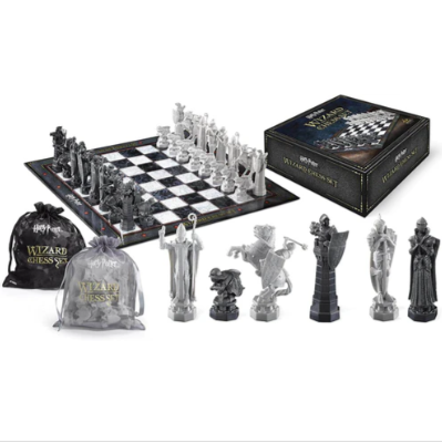 Harry Potter Wizard  Chess Set